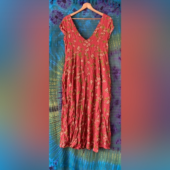 Everybody Talks- Dress. Size- Small. 100% Rayon. - Picture 2 of 10